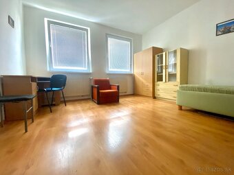 PRENÁJOM veľký 3i byt Bratislava, Karlova Ves, ul. Beniakova - 10