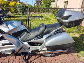 Honda ST 1300 Pan European - 10
