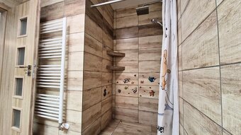 Predaj 4 izbový rodinný dom novostavba 864 m2 s pozemkom Bud - 10