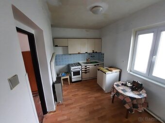 Rodinný dom s garážou na predaj, Handlová - 10