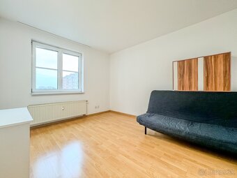 Predaj 3 izbový byt 76m2, Andrusovova, Petržalka, BA - 10