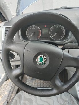 Rezervované Škoda Roomster 1.4 63kW LPG – nepojazdné, dočasn - 10