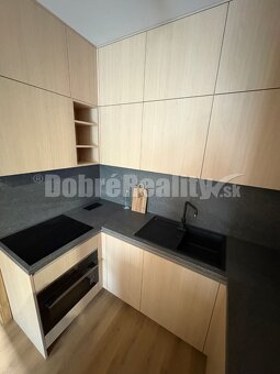 Ponúkame na predaj komfortný 2 izbovy byt v novostavbe RIVER - 10