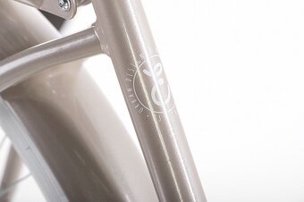NOVÝ dámsky retro bicykel CRUISER EMBASSY GOLDIE3 rýchlostný - 10