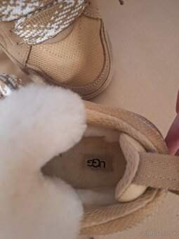UGG Lowmel - 10