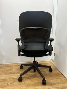 Kancelárska stolička Steelcase Leap V2 (Showroommodel) - 10