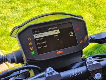 KTM DUKE 890R - 10
