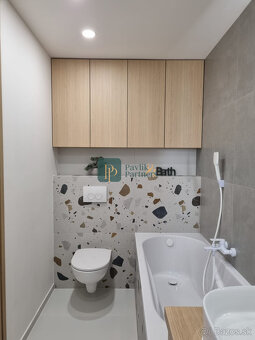 Prenájom krásny 2 izbový byt, centrum mesta, ešte neobývaný - 10