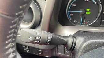 Toyota RAV4 Hybrid 2.5 VVT-i E-CVT AWD Trend - 10