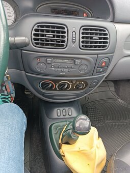 Renault Mégane 2,0i Cabrio KARMANN 2000 - 10