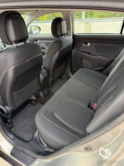 Kia Sportage 2.0 CRDI 4x4 - 10
