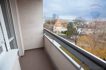 Na prenájom 3-izbový byt v Malackách - 10