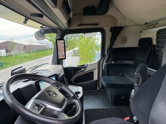 Mercedes-Benz Actros 2551 BDF - 10