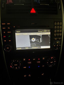 Mercedes B200 - 10