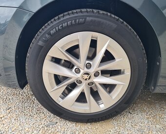 ŠKODA OCTAVIA COMBI 2.0 TDI SCR STYLE AUTOMAT - 10