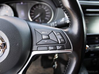 Nissan Qashqai DIG-T 140 N-Connecta - 10