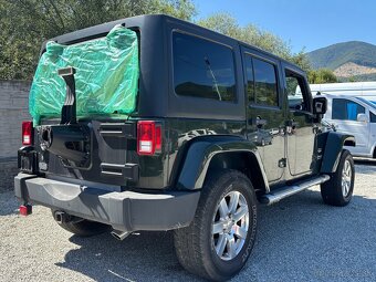 Jeep Wrangler 2012 Unlimited Sport 3.6L V6 A/T - 10