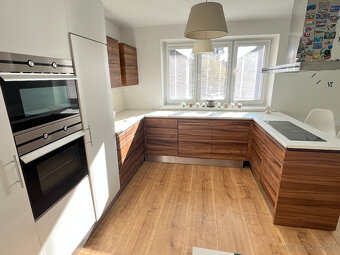 Krásny 2 izbový byt s lodžiou v Trenčíne - Dlhé Hony - 10