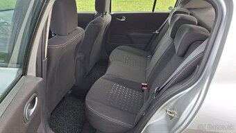 Renault Megane 1.5 dCi - 10