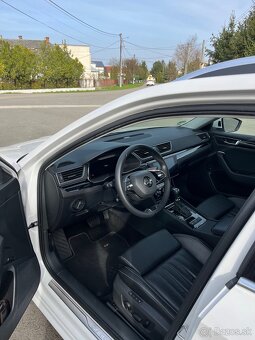 ŠKODA SUPERB L&K iV | PLNÁ VÝBAVA | ODPOČET DPH | 12/2020 - 10