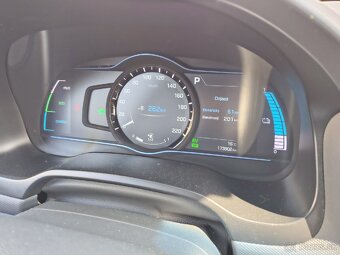 Hyundai IoniQ 1.6 Plug-in-hybrid (PHEV), r.v. 2018, 175000km - 10