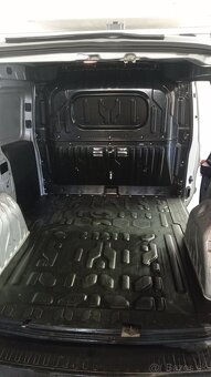 Opel Combo van 1.3 66kw - 10