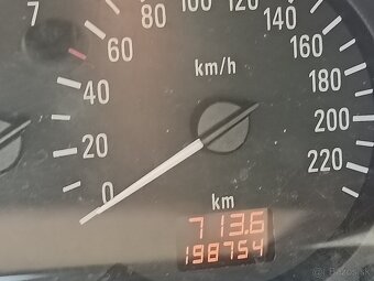 Opel Corsa 1,0 - 10