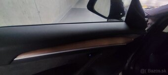 Tesla Model 3 Long Range 82kWh AWD, dual motor  20 745 € Mož - 10