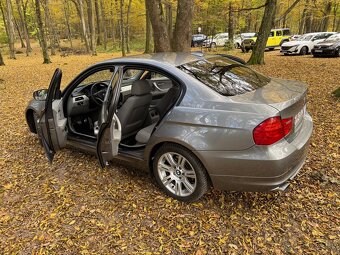 BMW E90 318i - 10