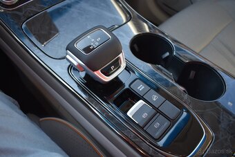 Dongfeng Forthing U-Tour - 10
