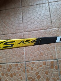 Hokejky CCM a Bauer - 10