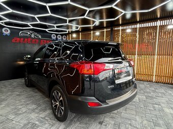 Toyota RAV4 2.0 l D-4D Active - 10