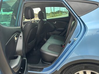 Hyundai ix35 2.0i 4x4 - 10