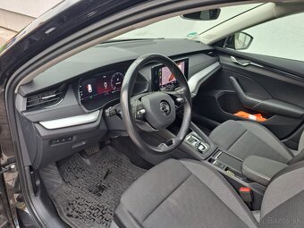 ŠKODA OCTAVIA COMBI IV 2.0 TDI 2021 DSG - 10