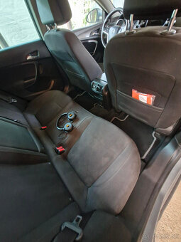 OPEL INSIGNIA SPORTS TOURER SW 96kW - 10