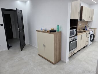 LEVICE Ponukam 4i  velkometražny byt na  prenájom - PREDAJ - 10