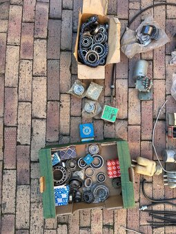 Náhradné diely Škoda, Lada, Wartburg, Barkas, Taz - 10