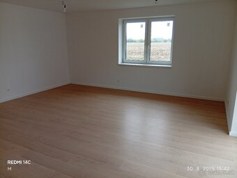 NOVOSTAVBA 4 IZBOVÉHO RODINNÉHO DOMU S TERASOU - 10