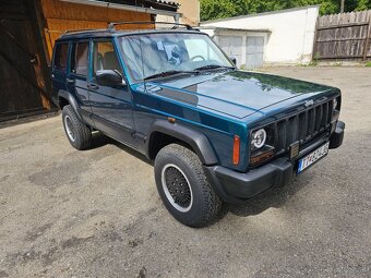 Jeep Cherokee XJ - 10