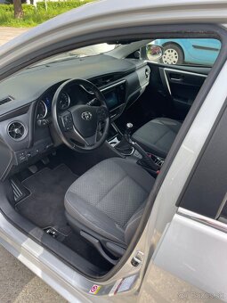 Toyota Corolla 1.6 Valvematic (2018) - 10