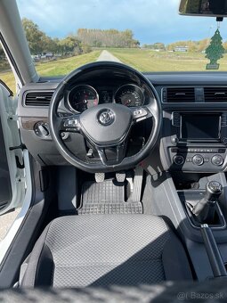 Volkswagen Jetta 1.2 TSI Business - 10