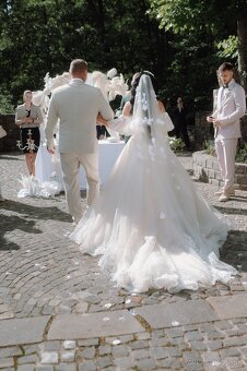 Svadobné šaty Tifanny Bride - 10