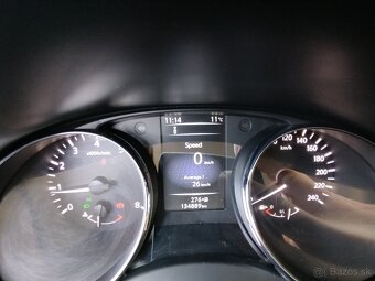 Nissan Qashqai 1,2 DIG-T benzín - 10