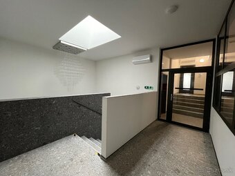NA PRENÁJOM MODERNÝ, ZARIADENÝ 3IZBOVÝ BYT, KE SEVER - 10