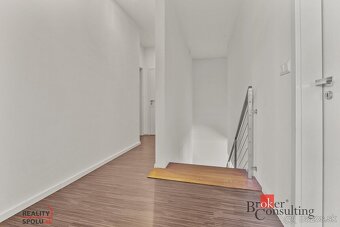 Na predaj luxusný rodinný dom v Bratislave - 10