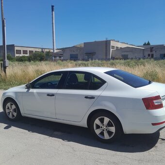 Škoda Octavia sedan 1, 6TDI - 10