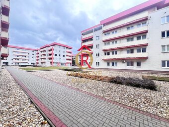 Na prenájom priestranný 1-izbový byt s balkónom – Banská Bys - 10