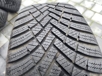 Zimná sada 16" 5x108 Ford 215/55 R16 - 10