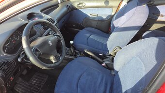 Predám Peugeot 206 1,1 benzín 44 kw - 10