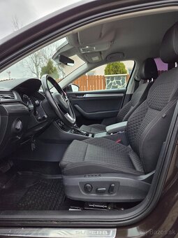 Škoda Superb 2.0TDI DSG - 10